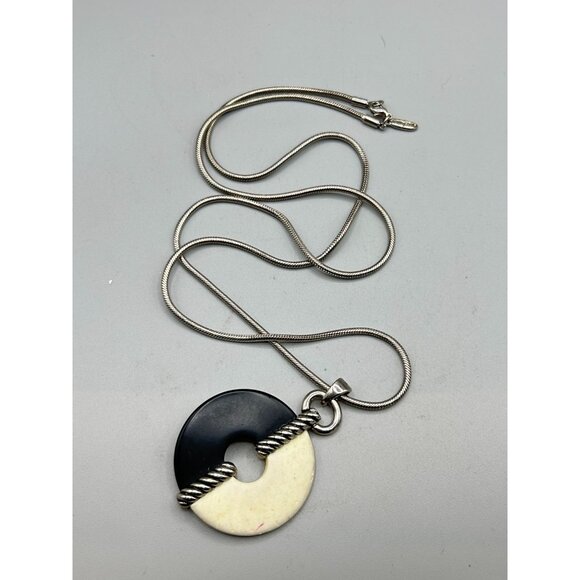 Vintage Signed David Grau Necklace Black and Off White with Silver Tone Chain - Picture 2 of 9
